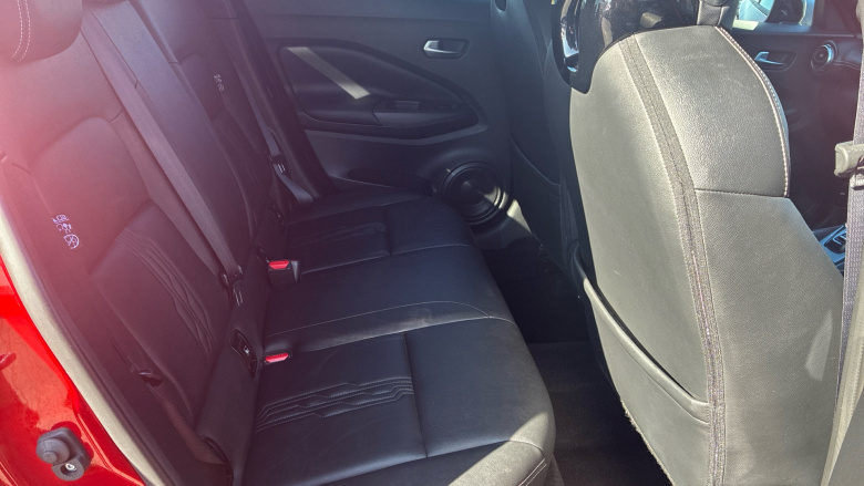 Nissan Juke 1.6 Hybrid Tekna 5dr Auto Hybrid Hatchback